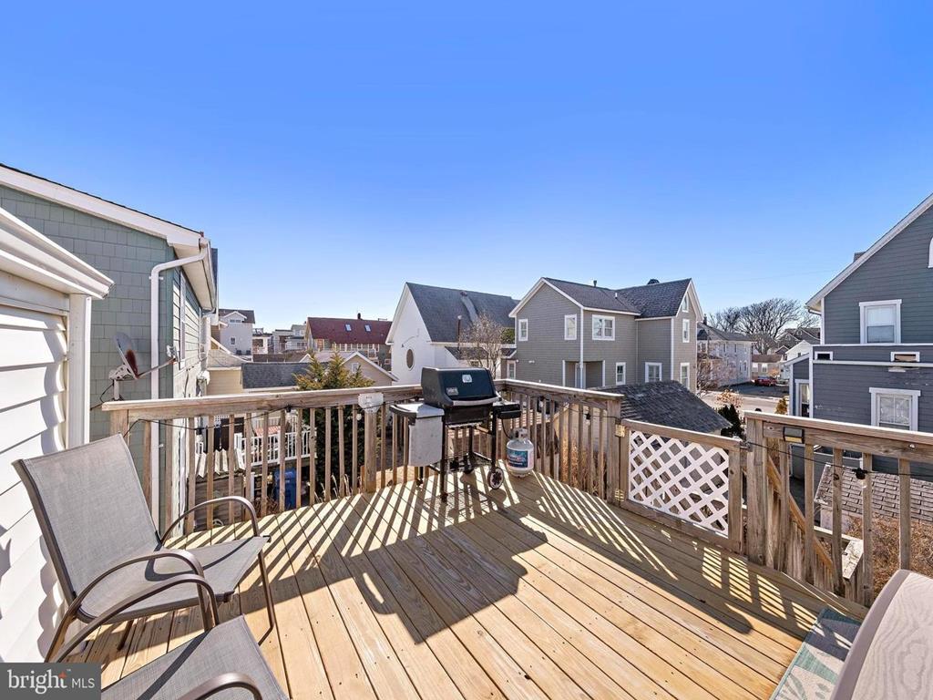 222 4th Street, Beach Haven (Ocean Side)