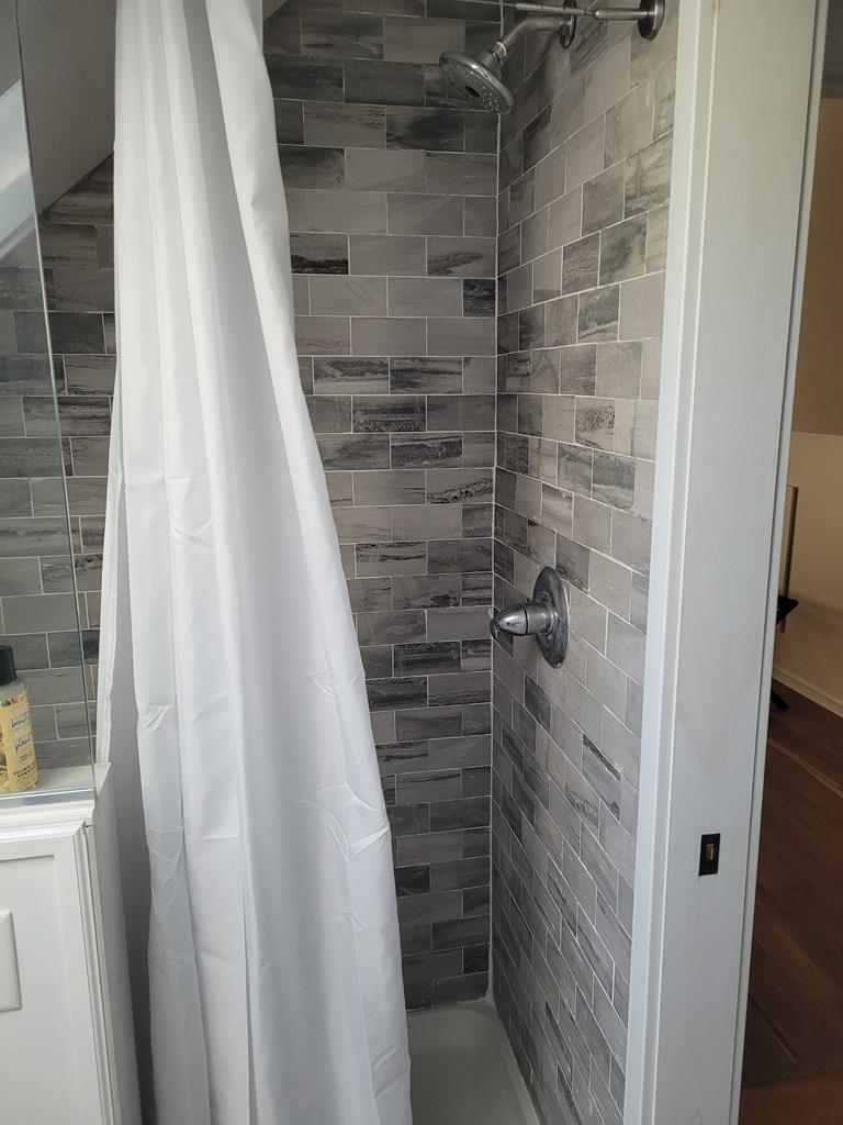 1005 Clubhouse Drive | Photo 17