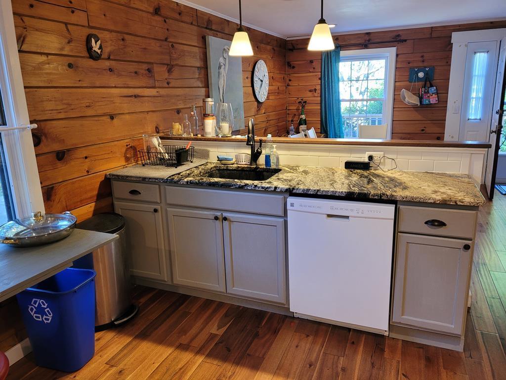 1005 Clubhouse Drive | Photo 10