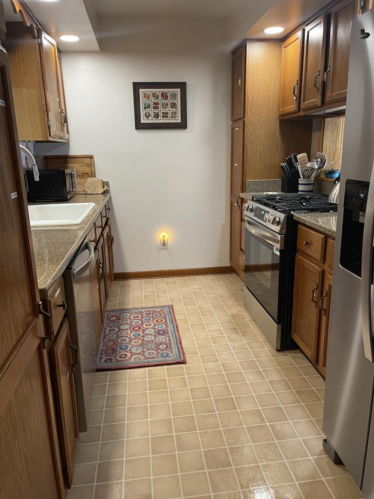 302 Knox Avenue | Photo 12