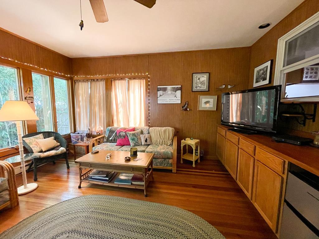 302 Knox Avenue | Photo 16