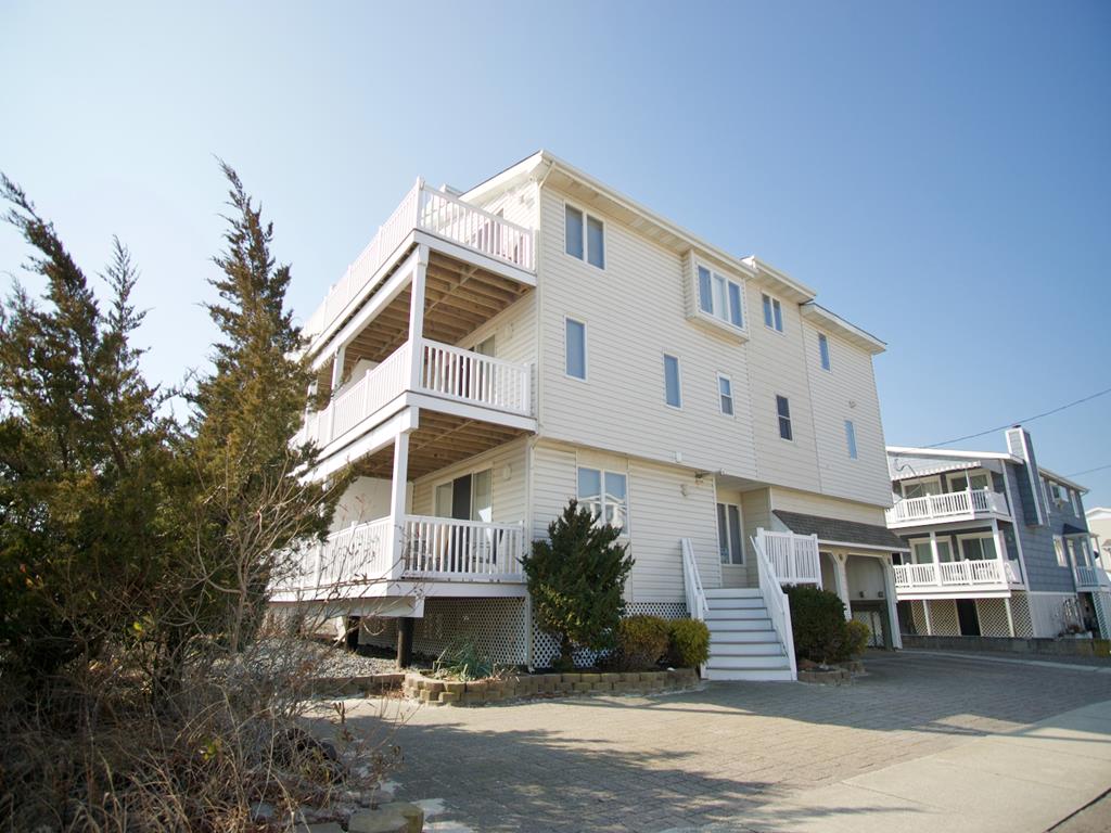 6 85th Street | Photo 3