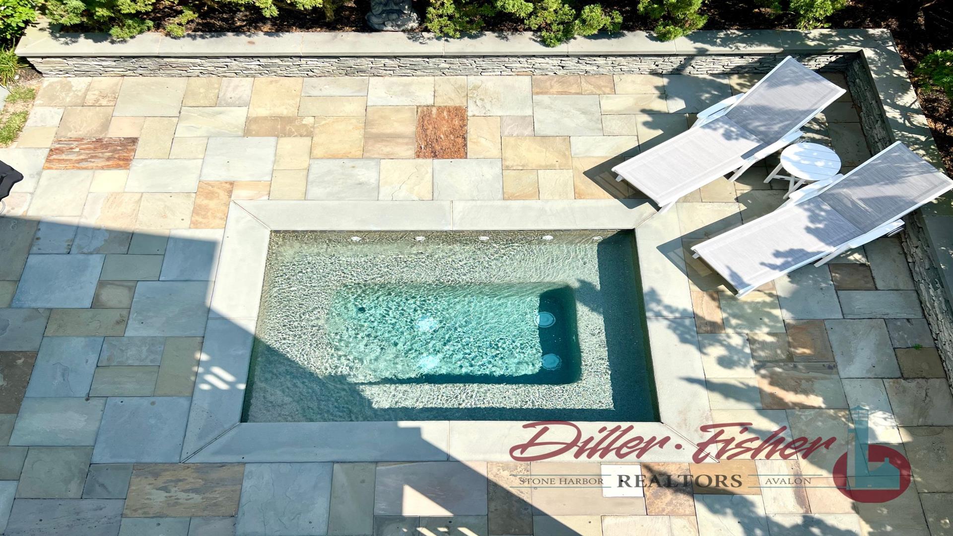 8700 First Avenue, Stone Harbor (Beach Block)