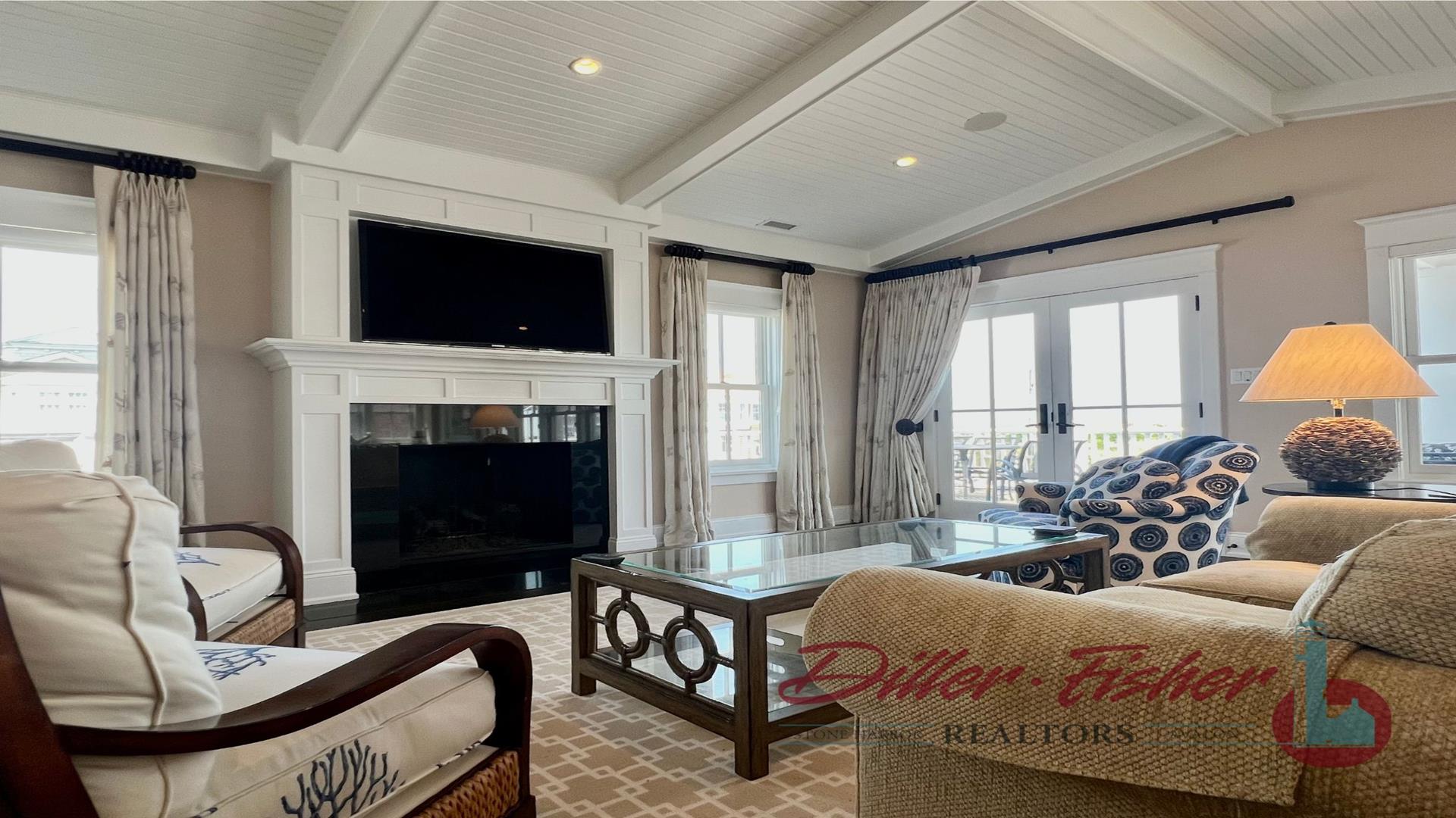 8700 First Avenue, Stone Harbor (Beach Block)