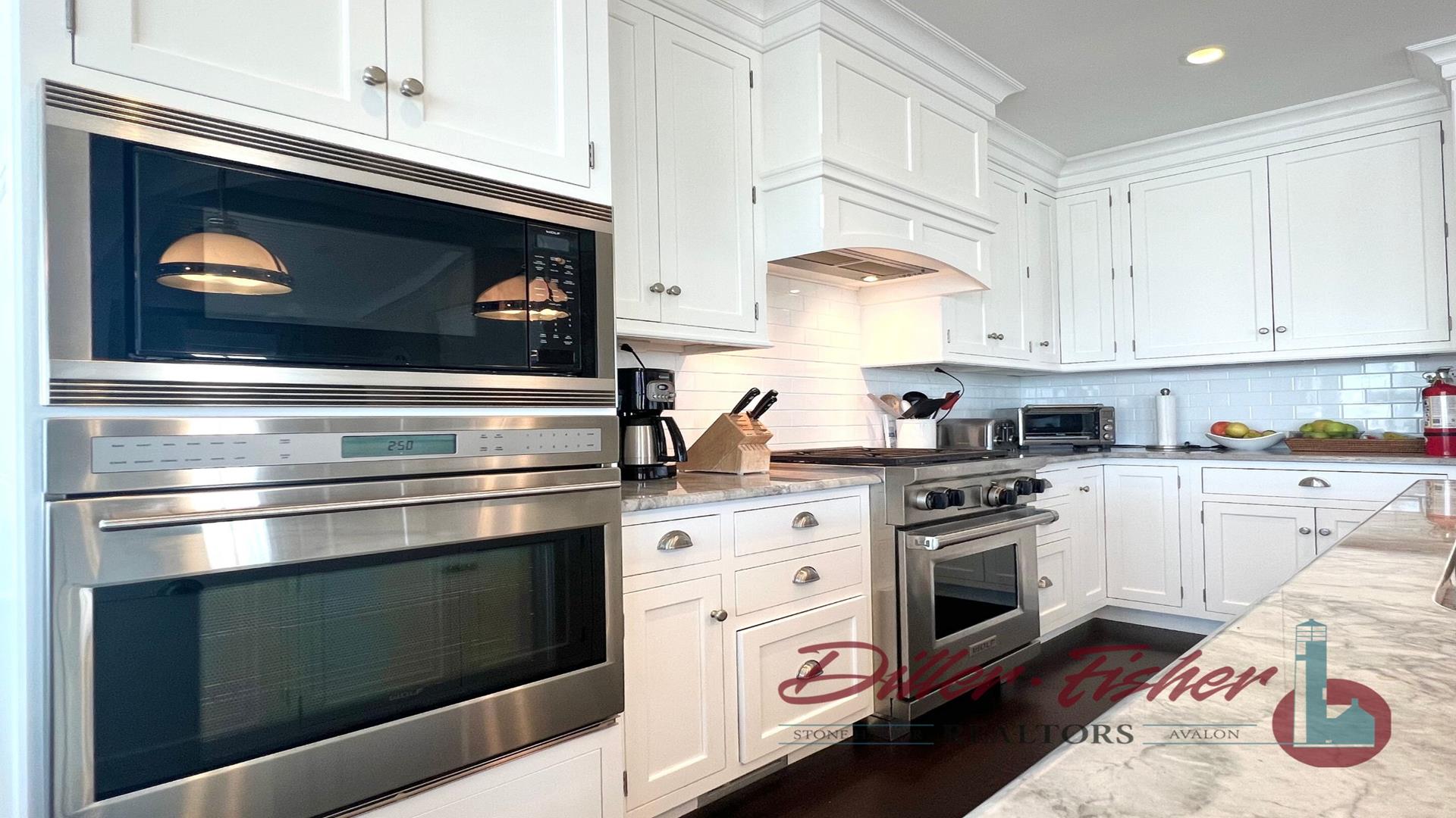 8700 First Avenue, Stone Harbor (Beach Block)