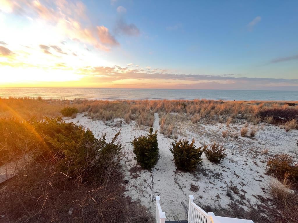 505 Beach Avenue- SECOND FLOOR | Photo 18