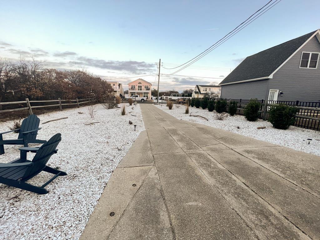 505 Beach Avenue- SECOND FLOOR | Photo 21