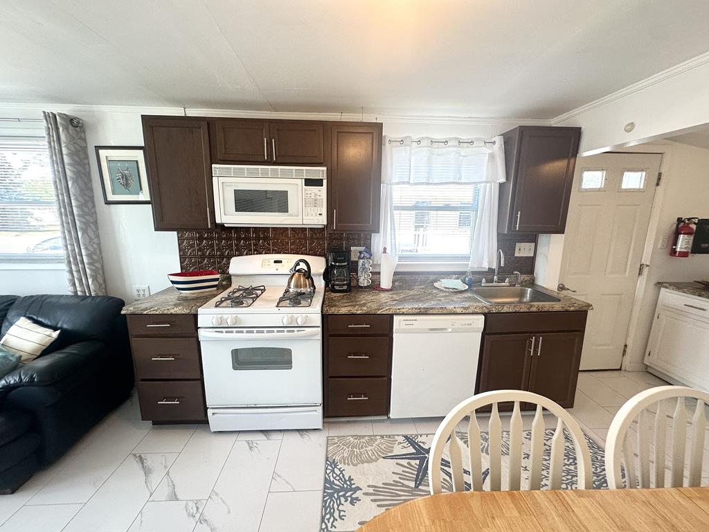 Coastal Pet Friendly Getaway - North Cape May | Photo 10