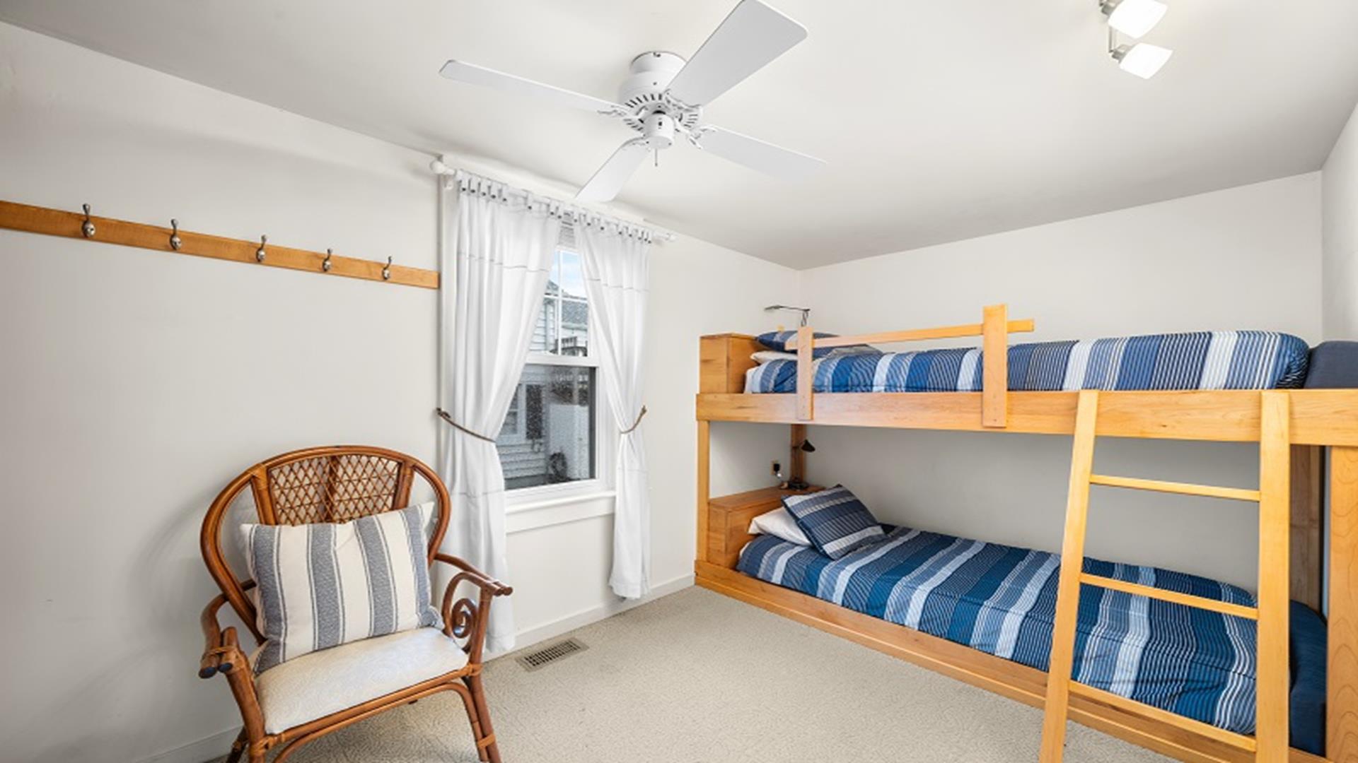 269 90th Street, Stone Harbor (2 Blocks to Beach)