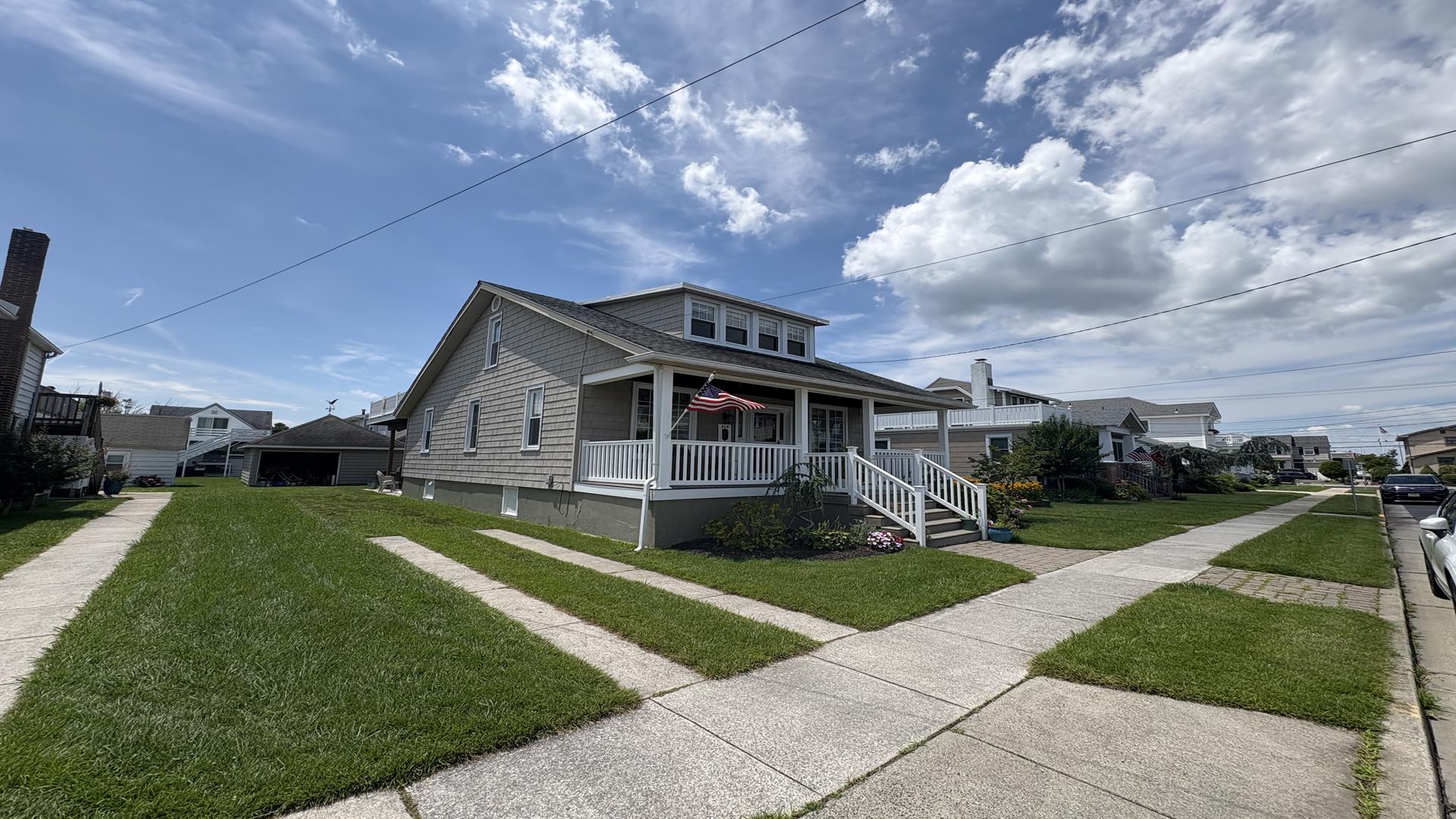 269 90th Street, Stone Harbor (2 Blocks to Beach)