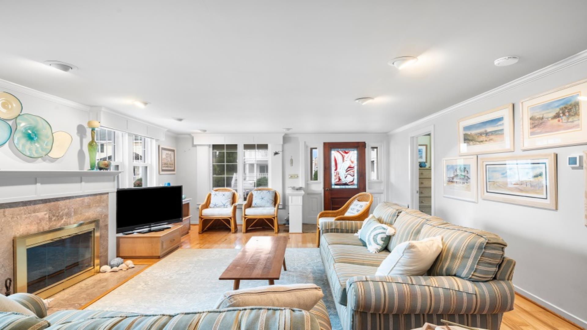 269 90th Street, Stone Harbor (2 Blocks to Beach)