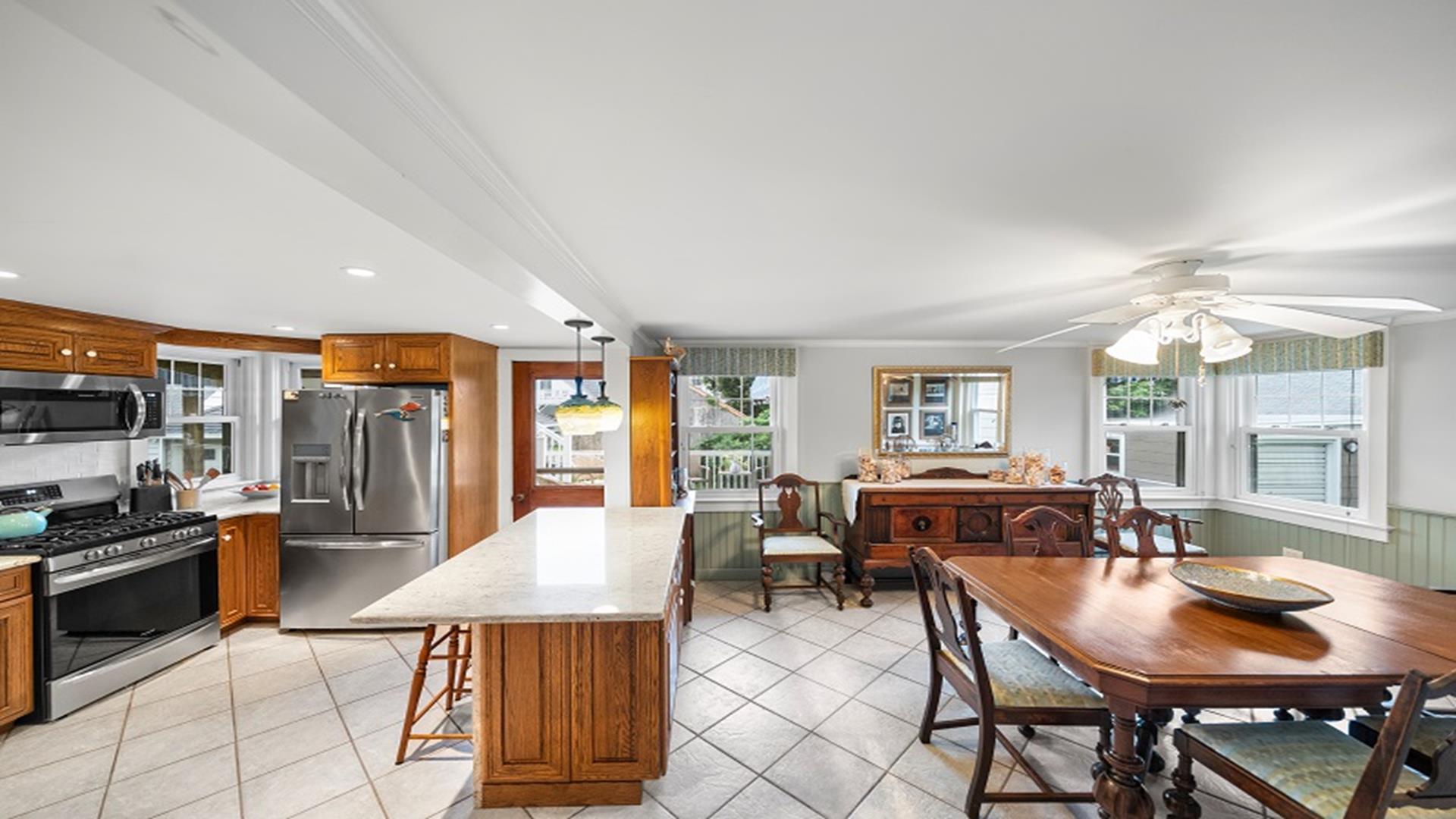 269 90th Street, Stone Harbor (2 Blocks to Beach)