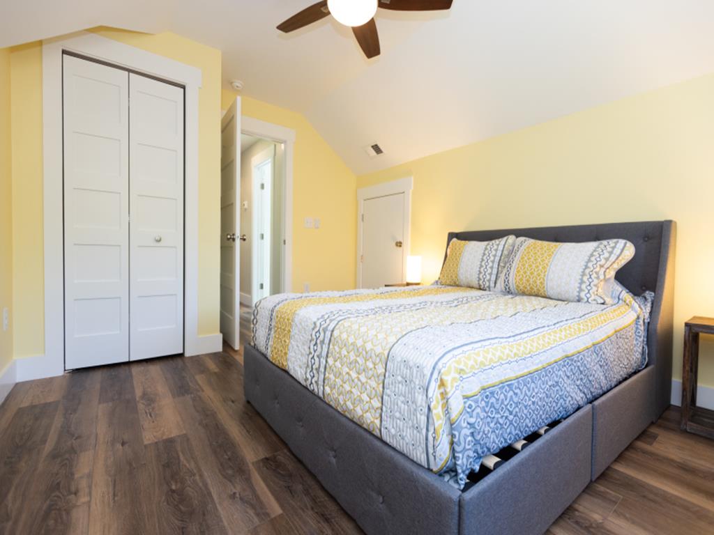 306 Sixth Ave | Photo 26