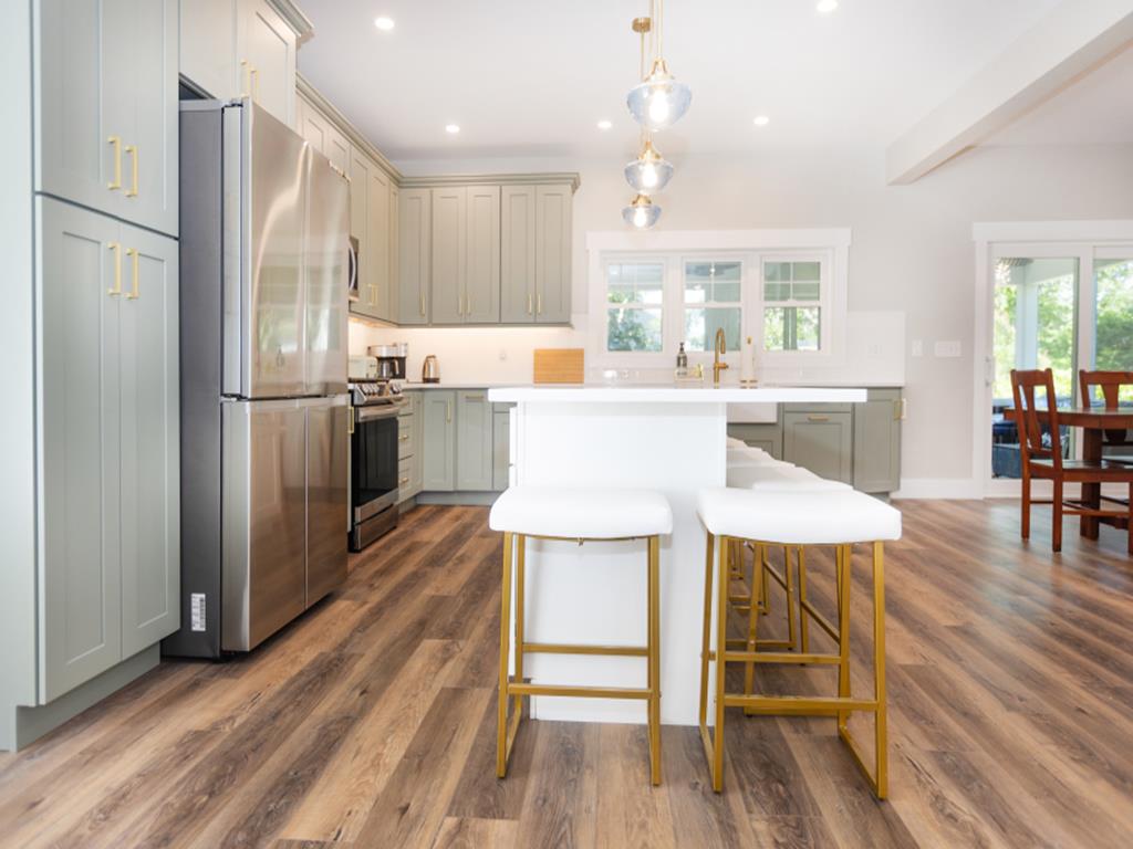 306 Sixth Ave | Photo 8