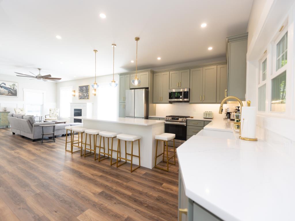 306 Sixth Ave | Photo 9