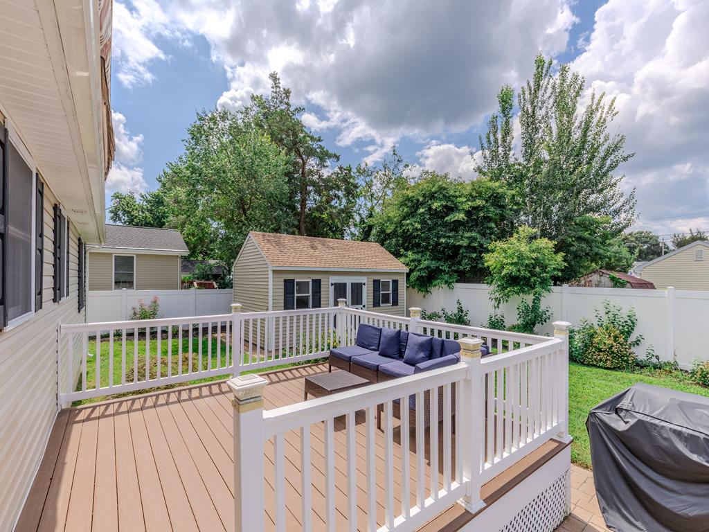 Sunset Sands - 92 Pinetree Drive | Photo 29