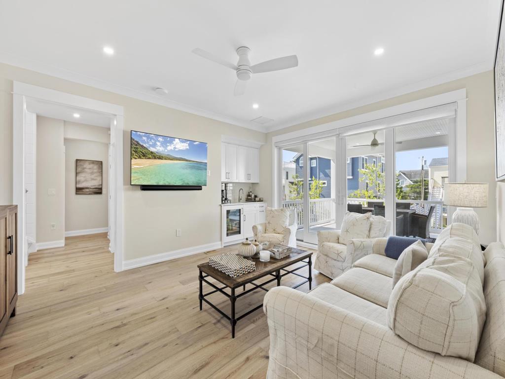 320 Essex Avenue, Beach Haven (Bay Side)