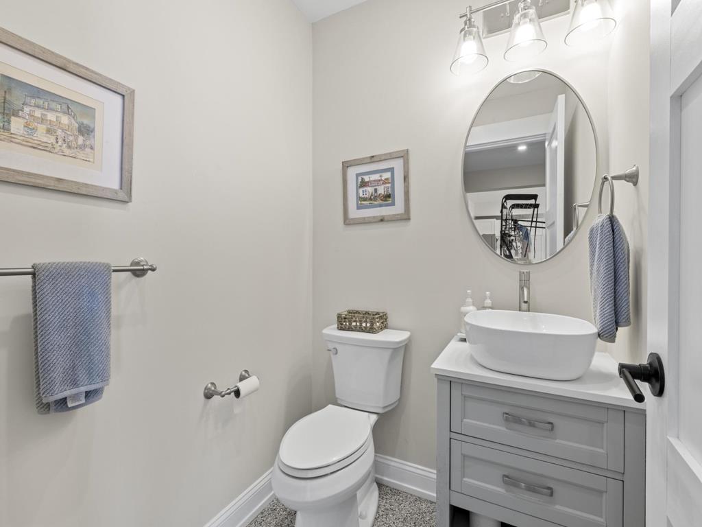 320 Essex Avenue, Beach Haven (Bay Side)