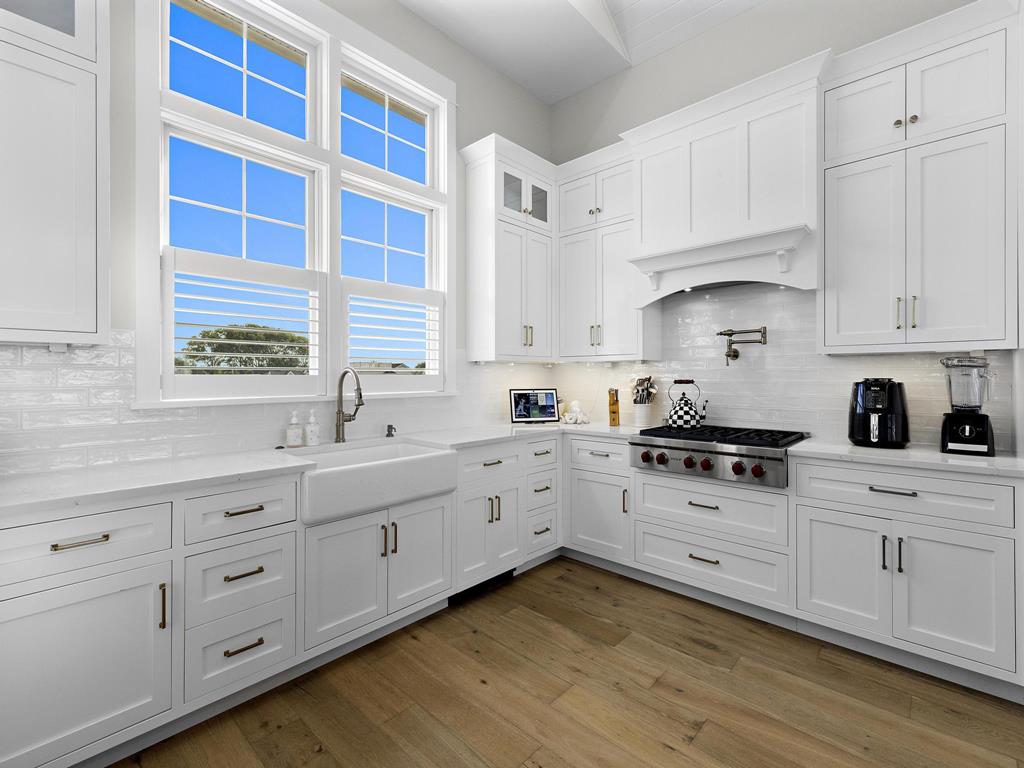 320 Essex Avenue, Beach Haven (Bay Side)