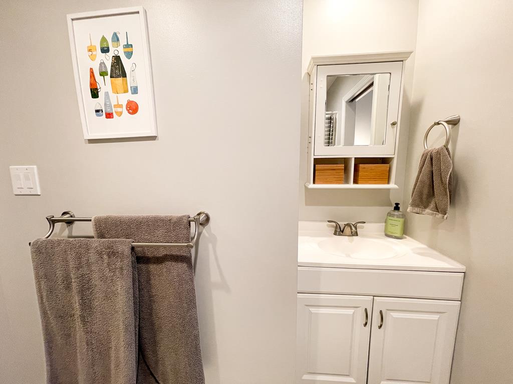 1360 A Illinois Avenue | Photo 16