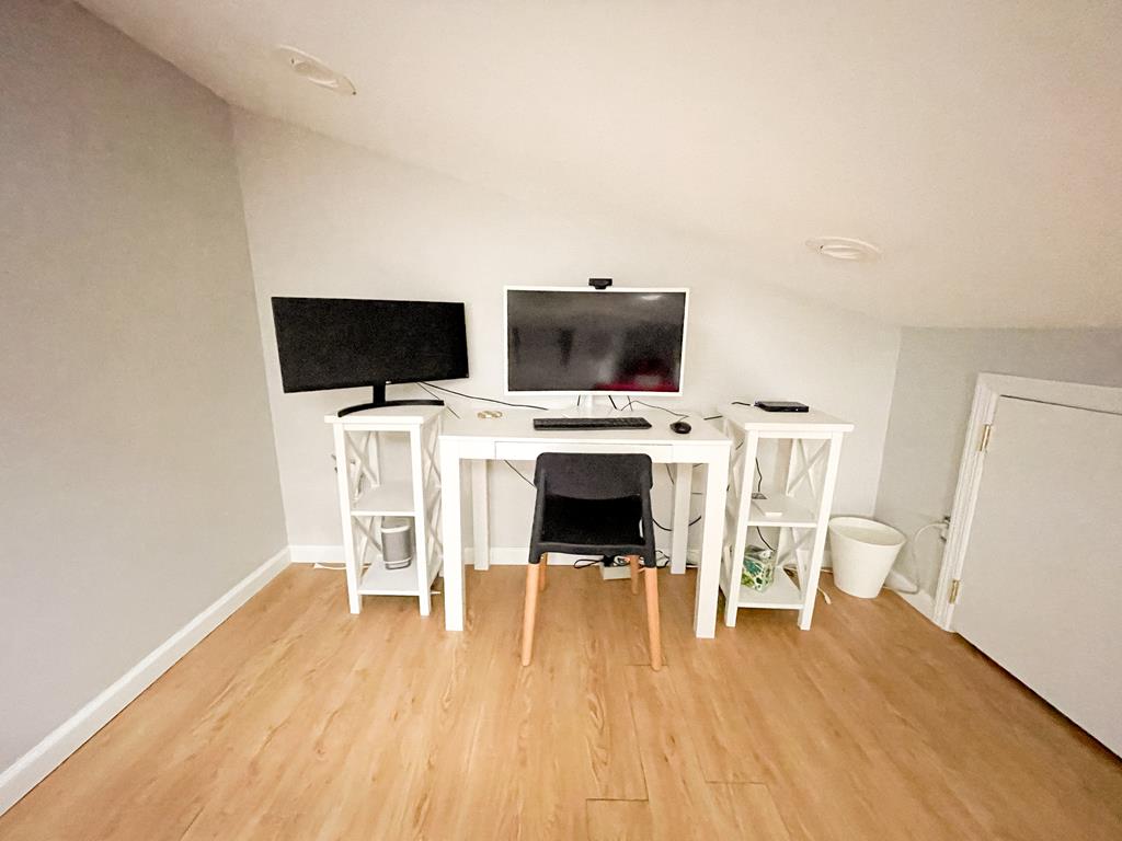 1360 A Illinois Avenue | Photo 20