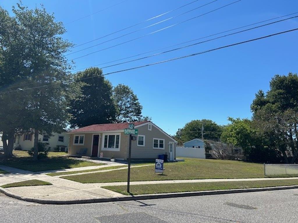 Bayside Mallard | Photo 16