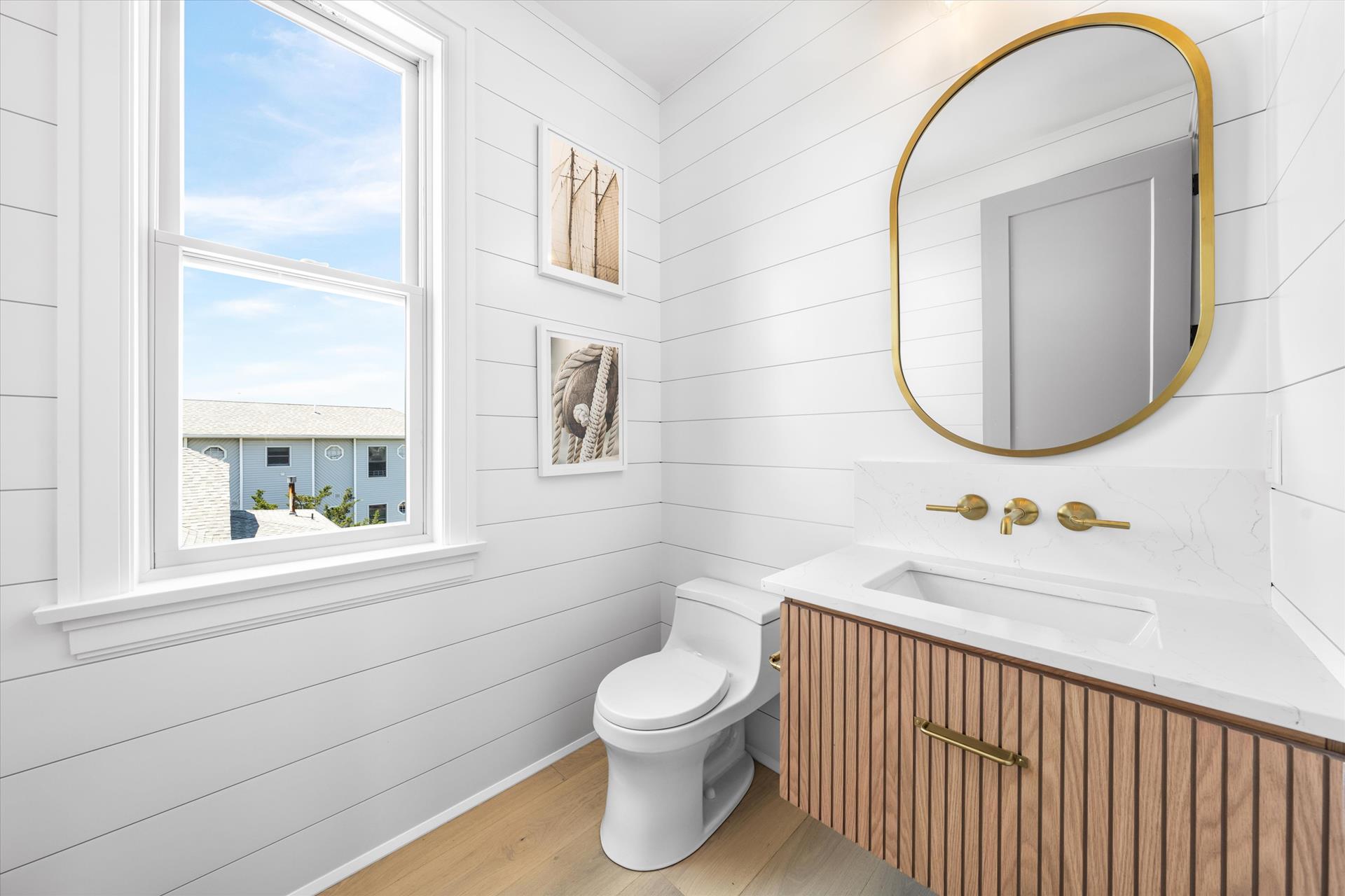 242 83rd Street, Stone Harbor (Center)