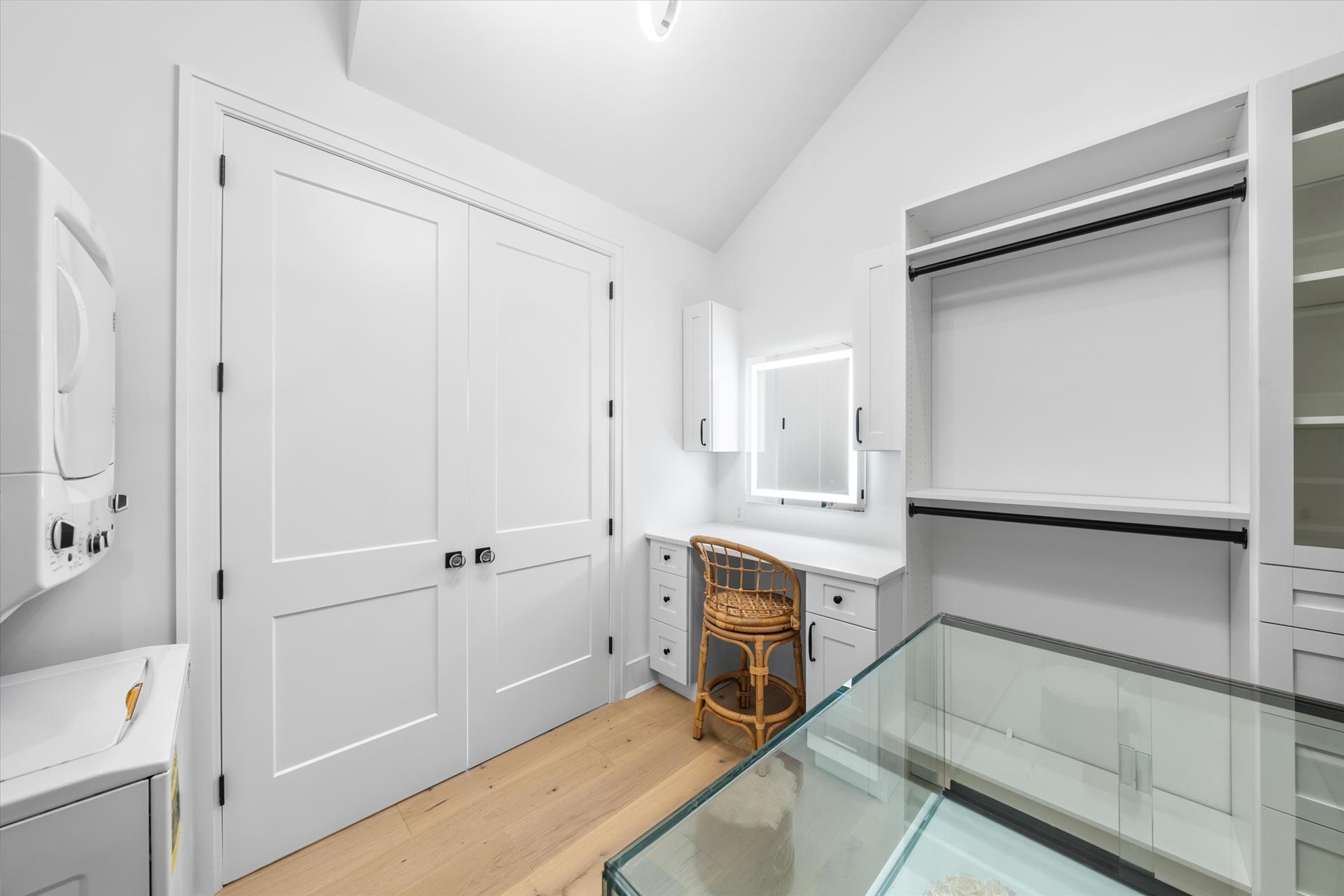 242 83rd Street, Stone Harbor (Center)