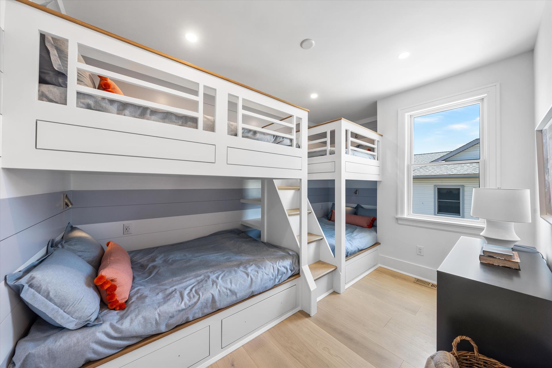 242 83rd Street, Stone Harbor (Center)