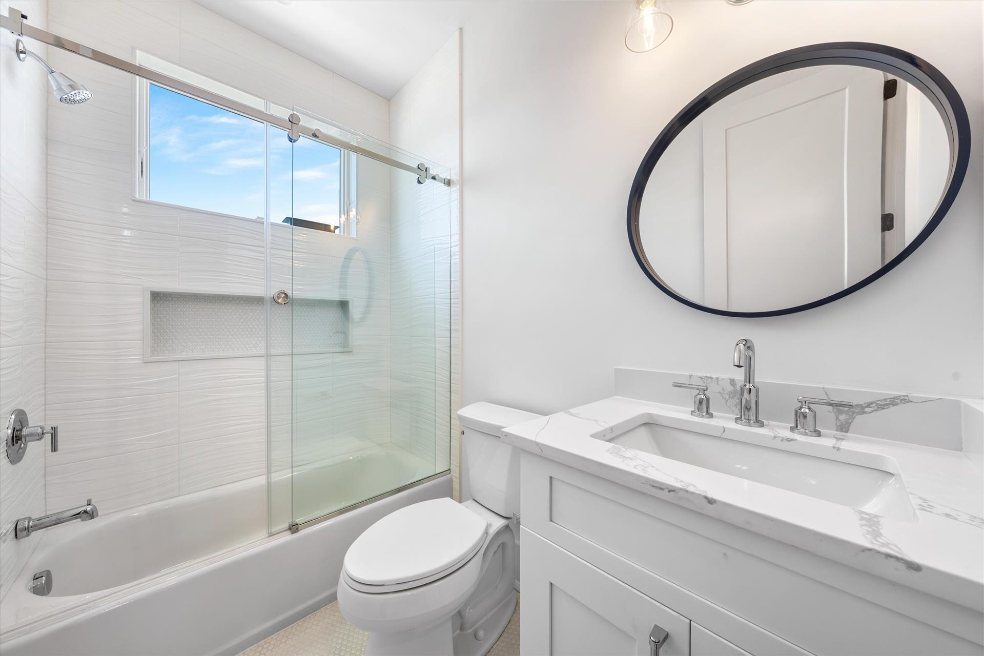 242 83rd Street, Stone Harbor (Center)