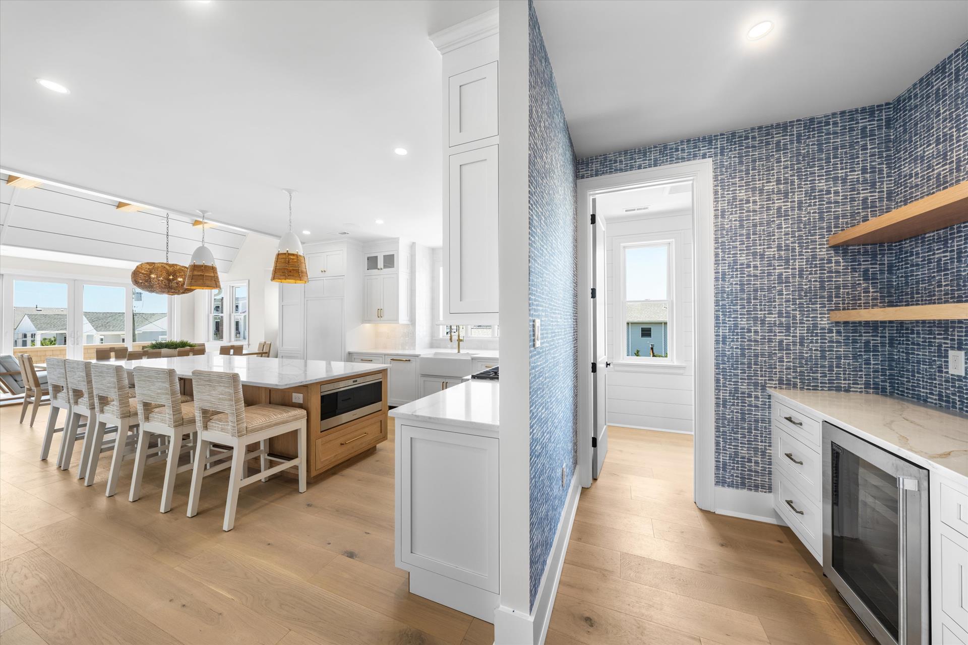 242 83rd Street, Stone Harbor (Center)