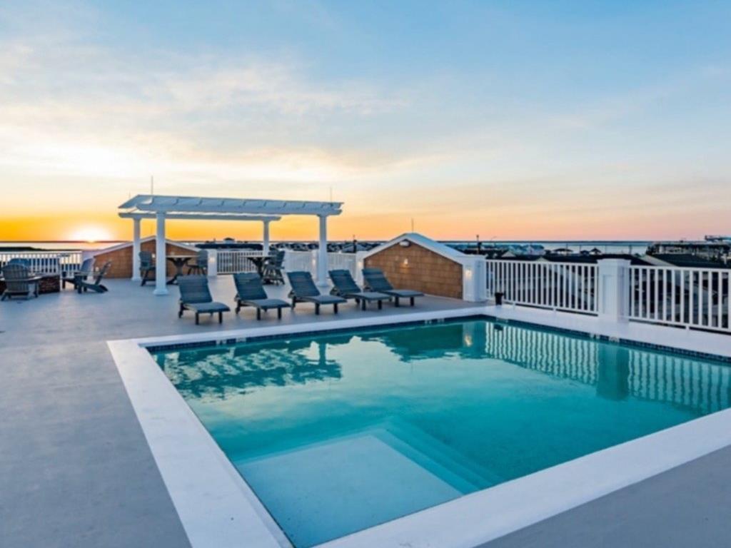 510 N Bay Avenue, Beach Haven