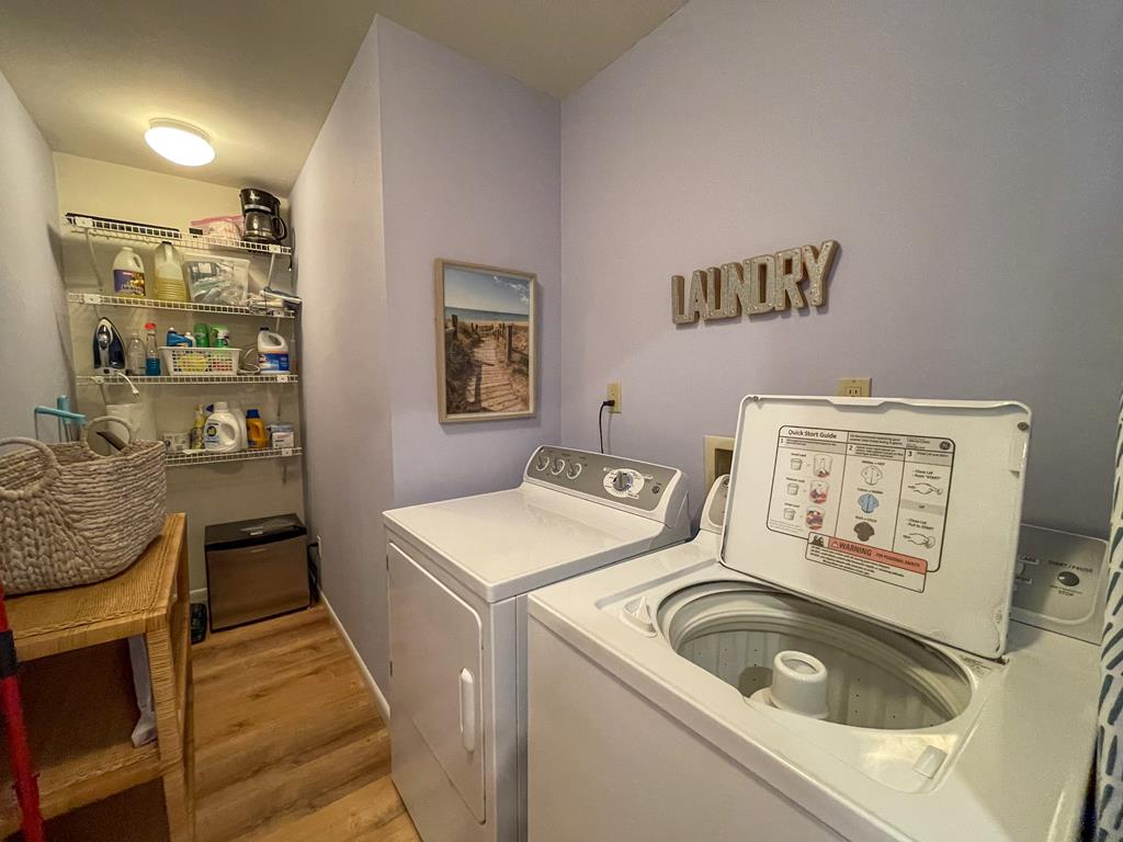 Water View, Lots of Space, 10 Blocks to CM Beach | Photo 18