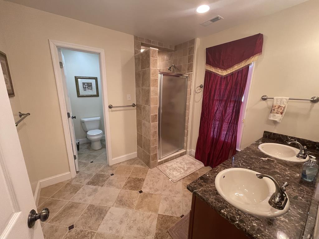 733 Sunset Blvd | Photo 21