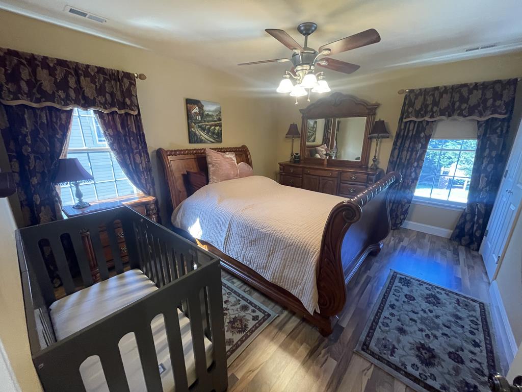 733 Sunset Blvd | Photo 25