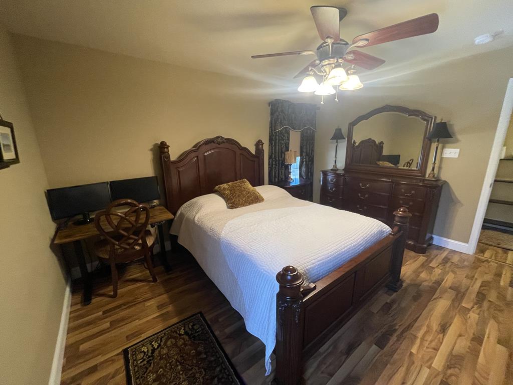 733 Sunset Blvd | Photo 28