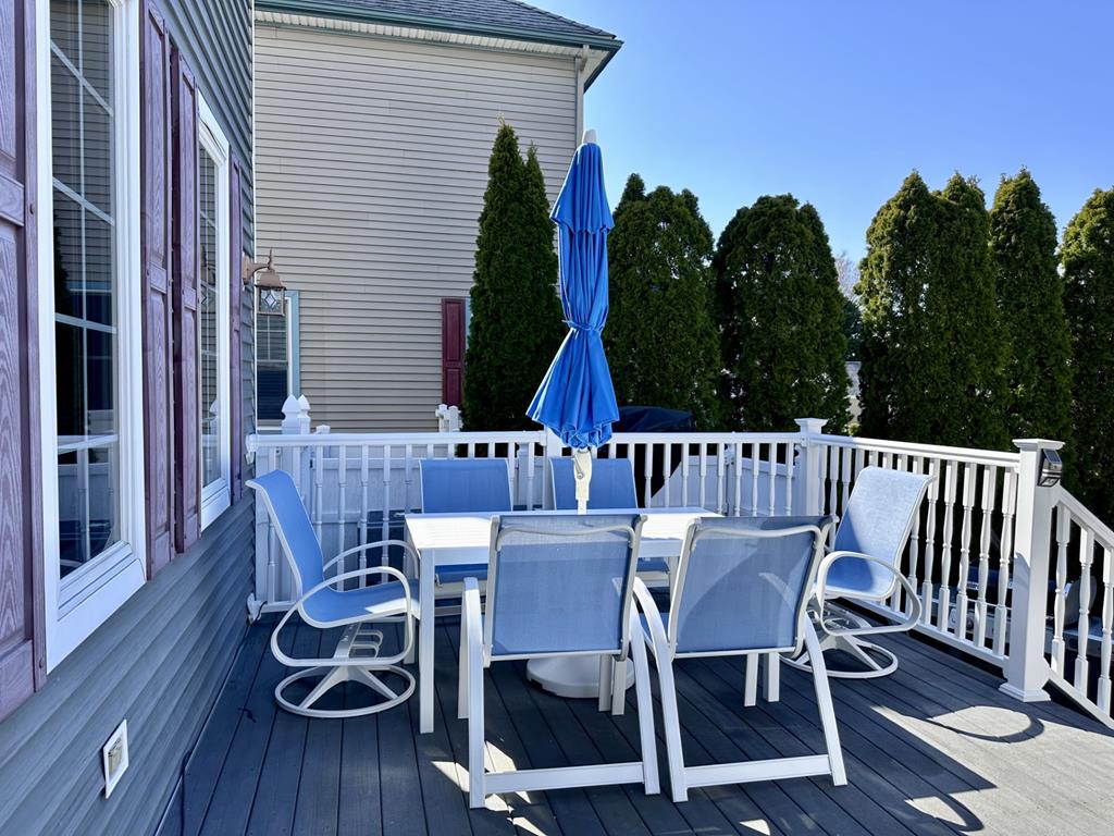 733 Sunset Blvd | Photo 30