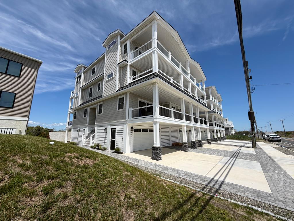 912 Landis Avenue South, Sea Isle City (Beach Front)