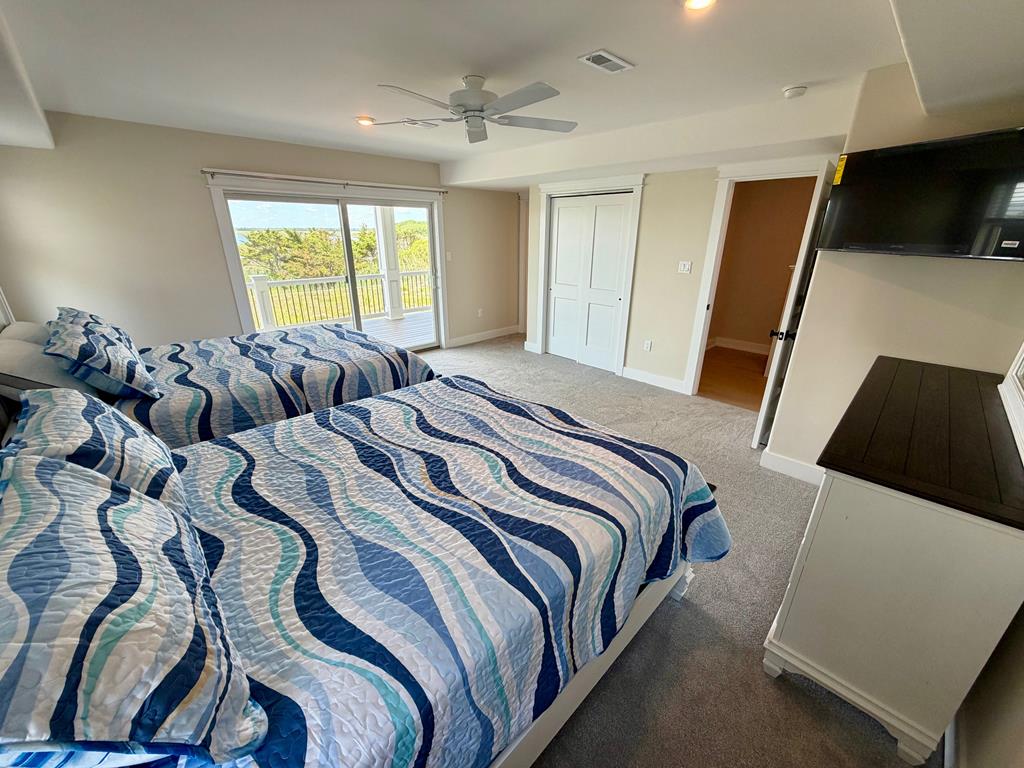 912 Landis Avenue South, Sea Isle City (Beach Front)