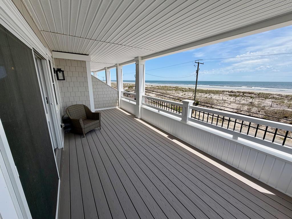 912 Landis Avenue South, Sea Isle City (Beach Front)