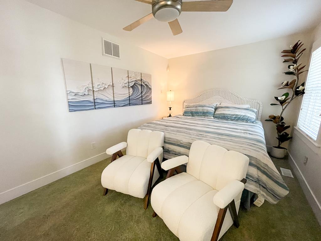 225 Brainard Avenue | Photo 14