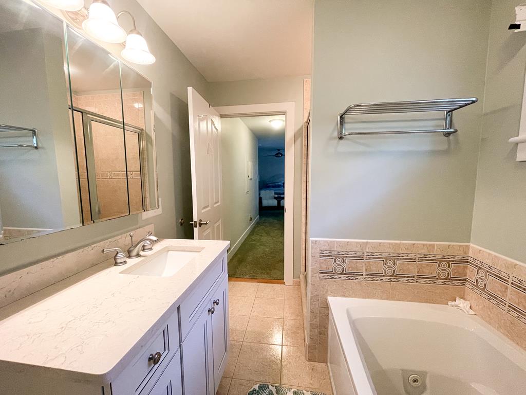 225 Brainard Avenue | Photo 15