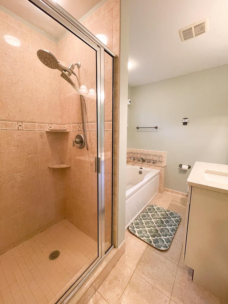 225 Brainard Avenue | Photo 16