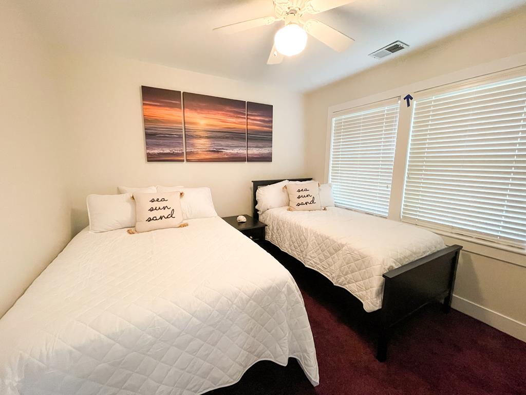 225 Brainard Avenue | Photo 27