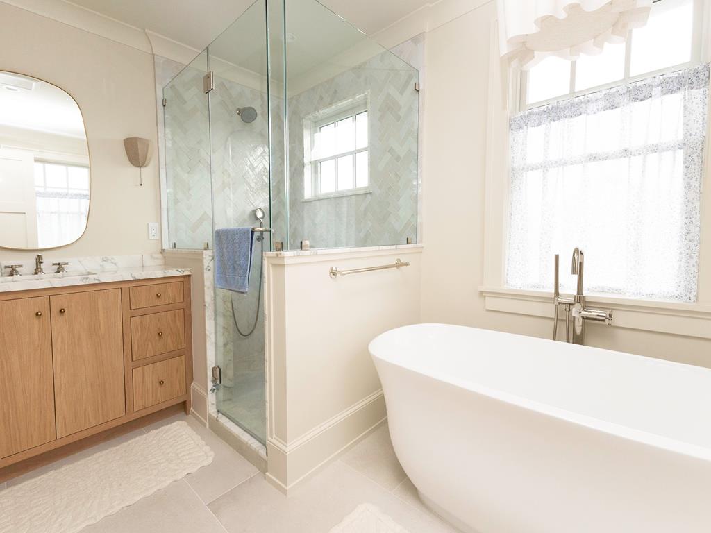 301 Fow Ave. - Chic by the Sea | Photo 21