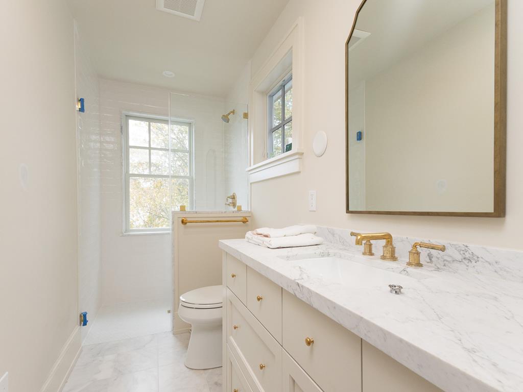 301 Fow Ave. - Chic by the Sea | Photo 23