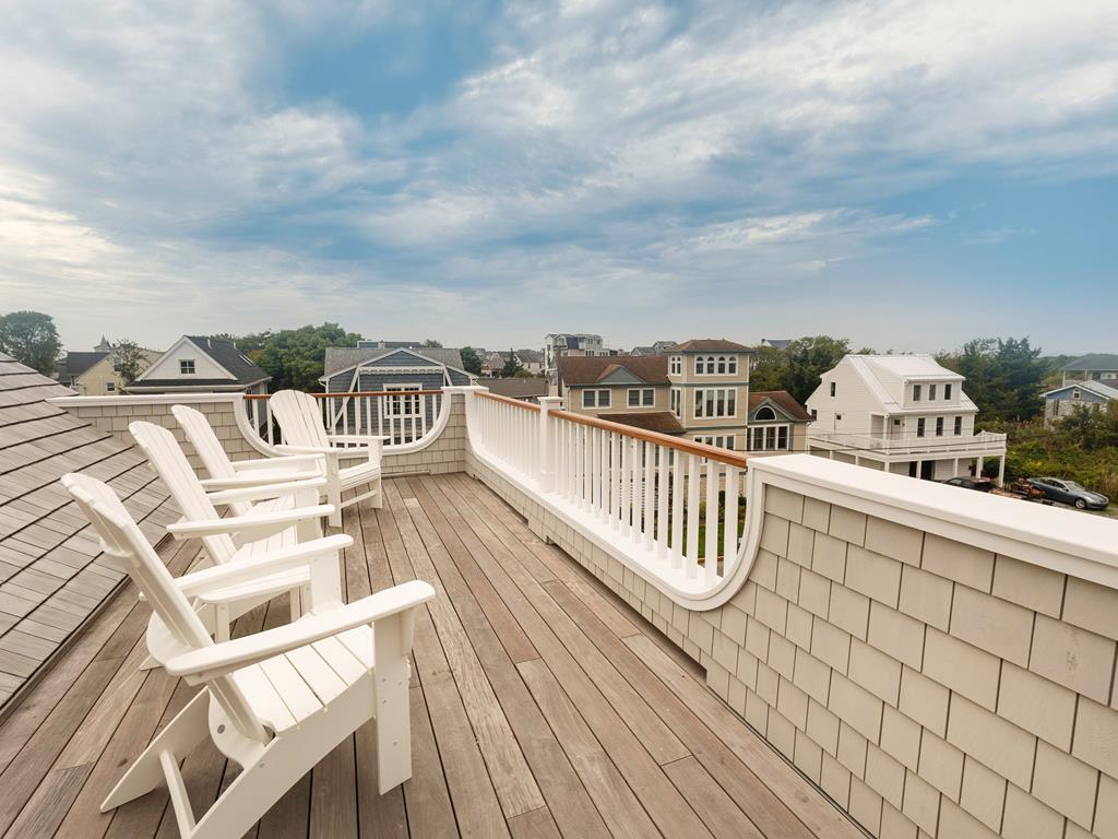 301 Fow Ave. - Chic by the Sea | Photo 27