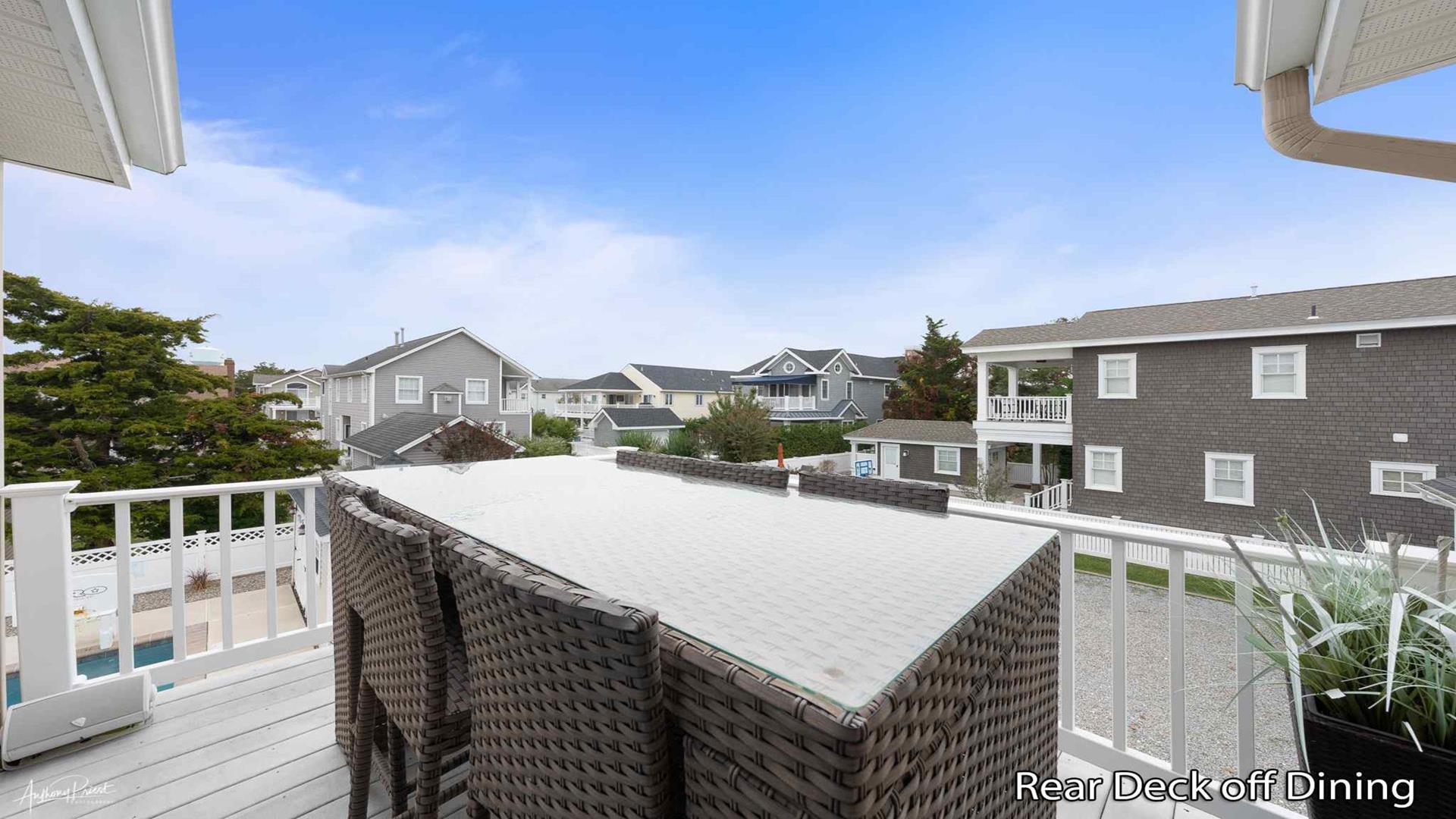 230 101st Street, Stone Harbor (Mid-Island)