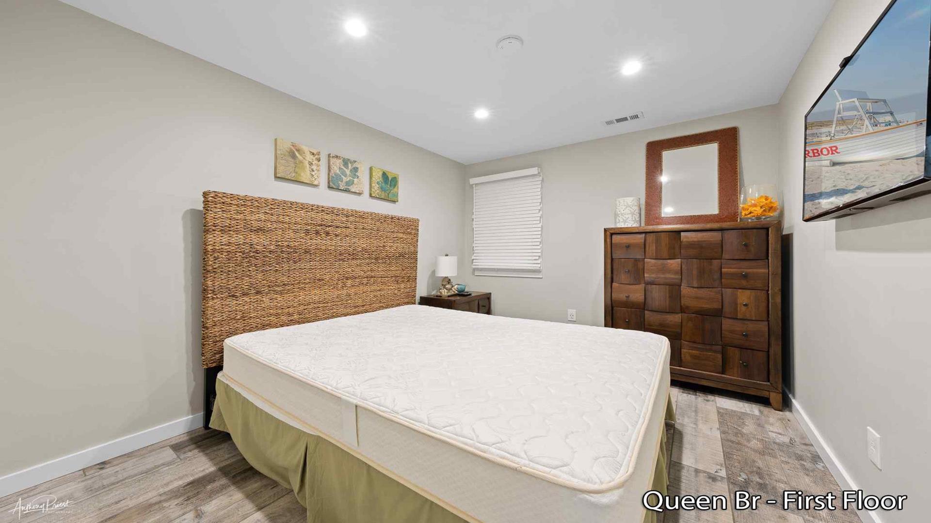 230 101st Street, Stone Harbor (Mid-Island)