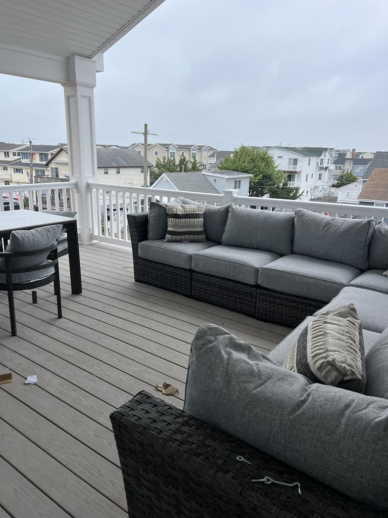 202 39th Street - Picture 